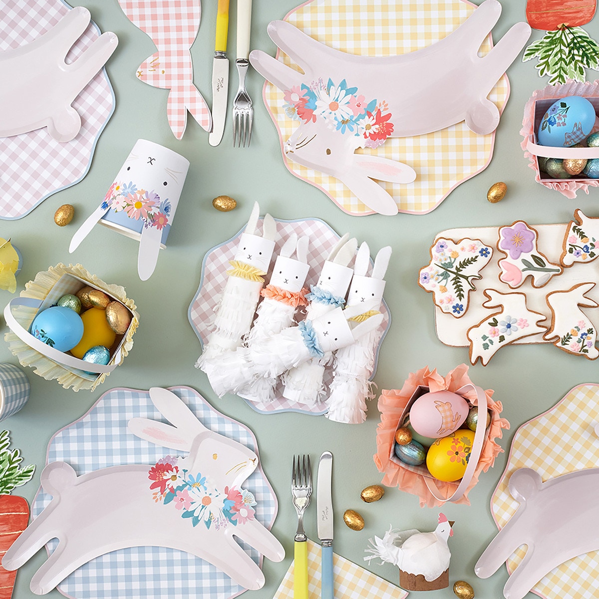 Gingham Paper Plates by Meri Meri