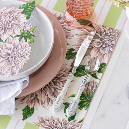 A floral table setting with the Delightful Dahlia&