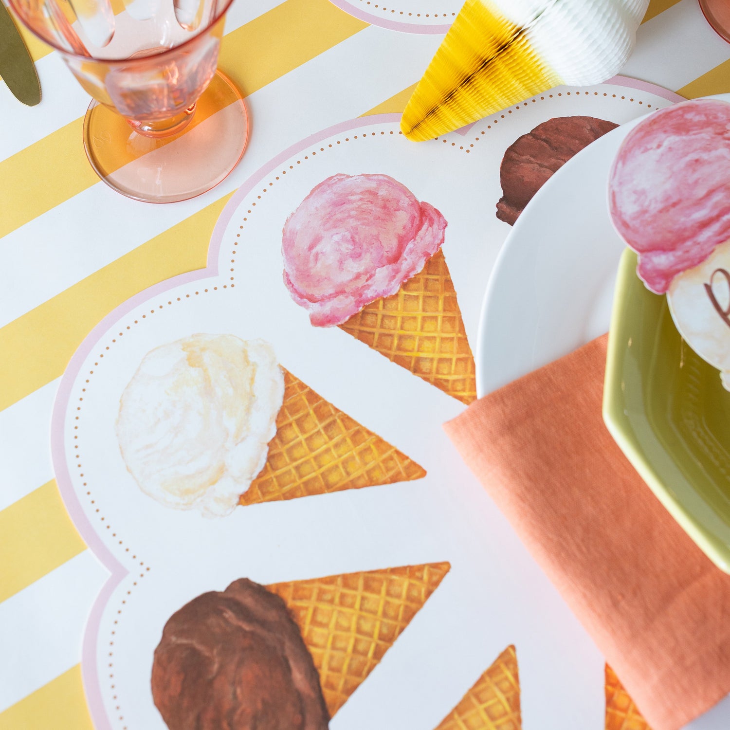 Die-cut Ice Cream Placemat