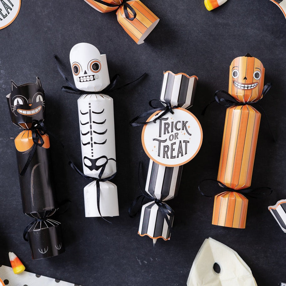 Vintage Halloween Party Crackers