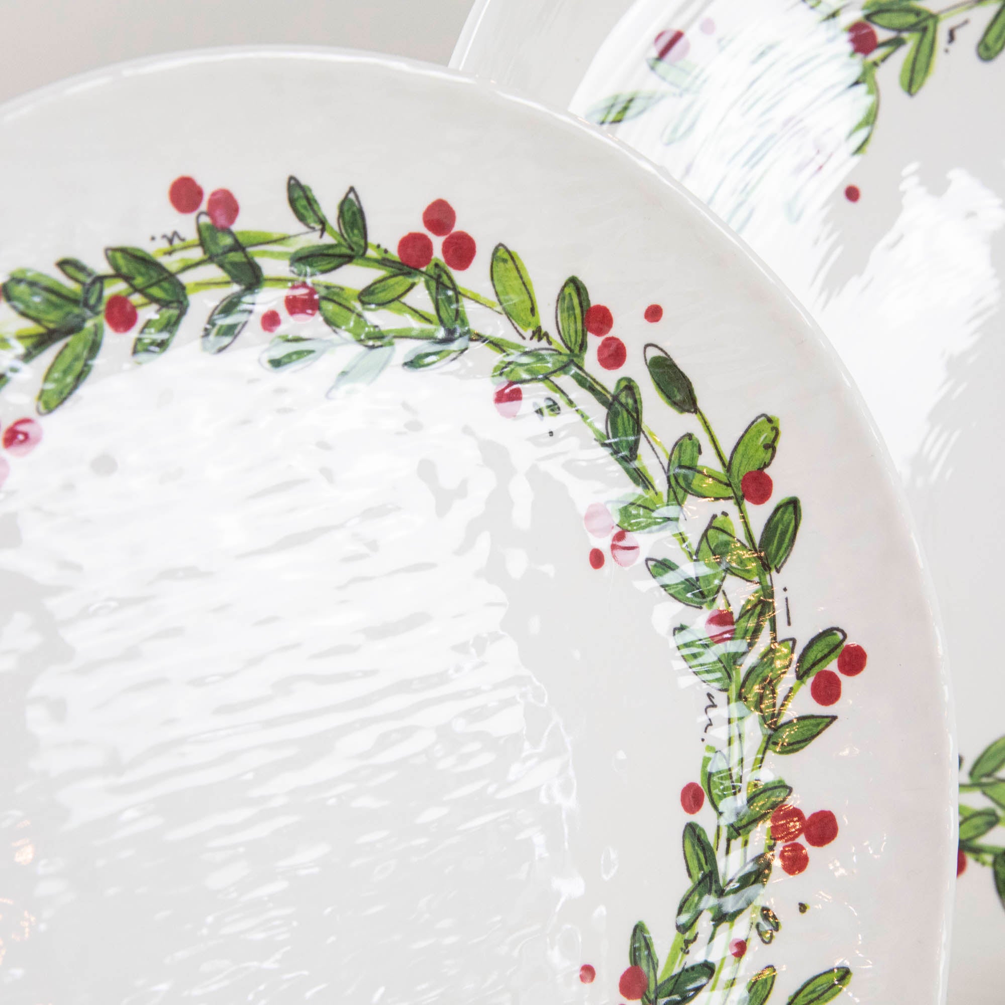 Christmas Wreath Dinner &amp; Serveware